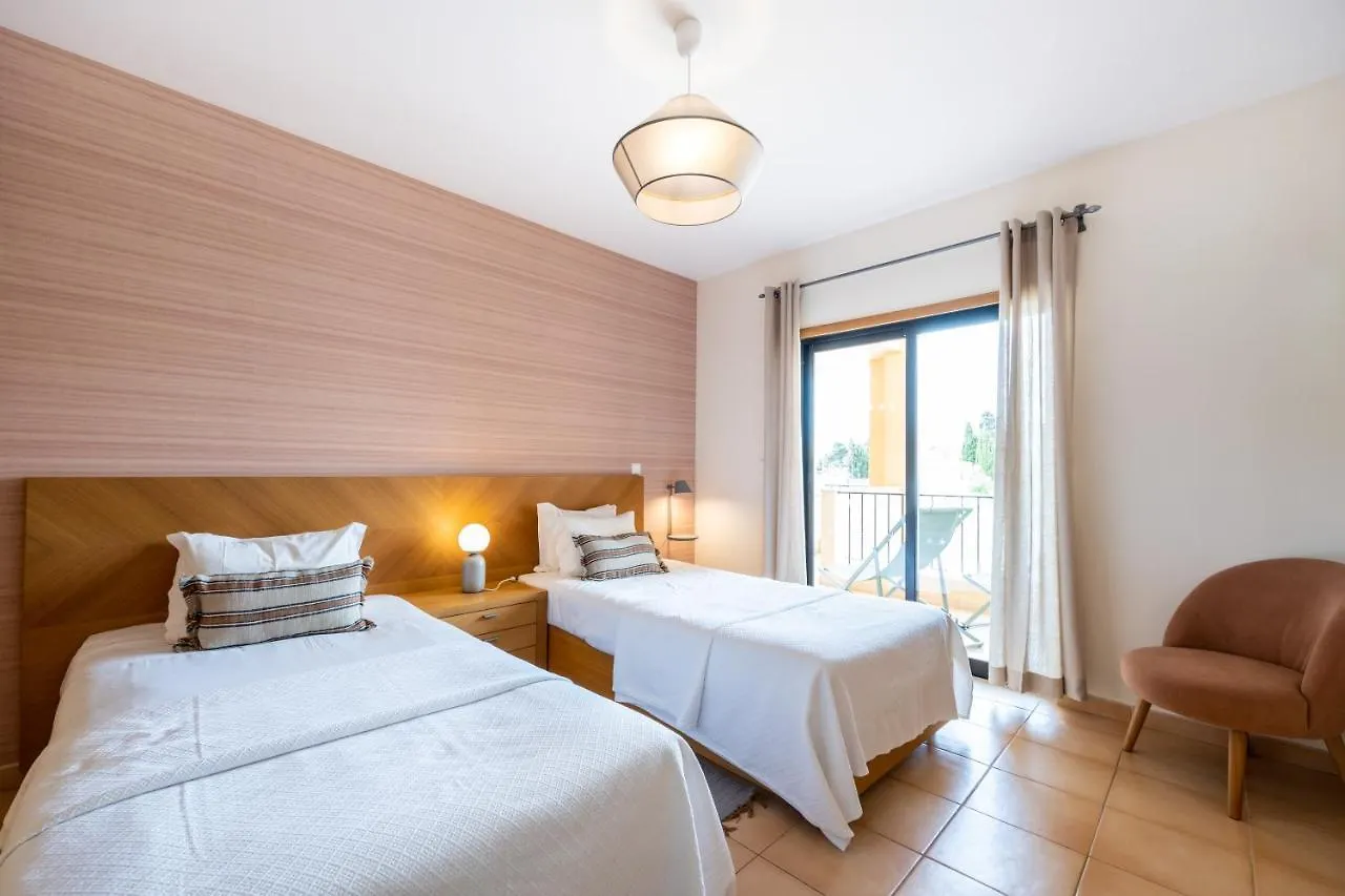 Aum Praia Da Luz Resort Apartment