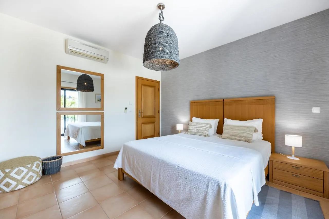 Aum Praia Da Luz Resort Apartment